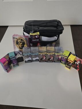 wet n wild Villains Makeup Collection with Black Cosmetic Bag